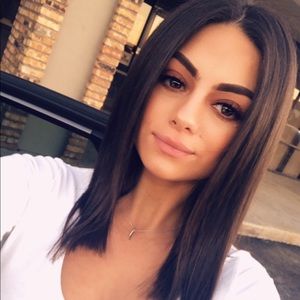 Meet your Posher, Magaly